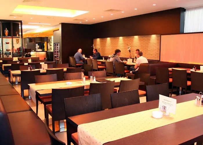 ホテル ゾマーハウス リンツ