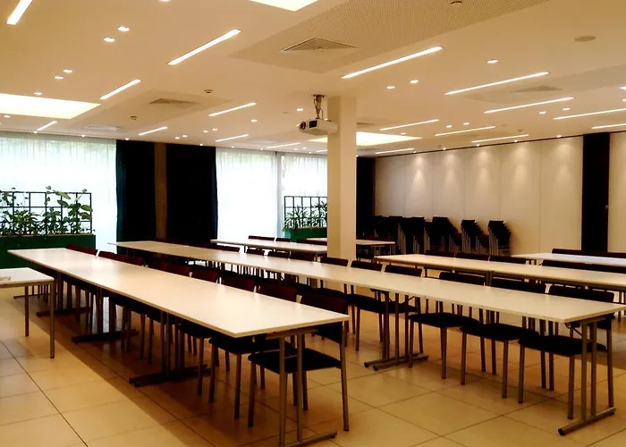 ゾマーハウス 3* リンツ